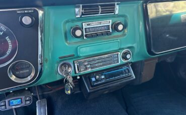 Gmc-sierra-grande-1972-green-22