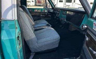 Gmc-sierra-grande-1972-green-22