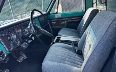 Gmc-sierra-grande-1972-green-7