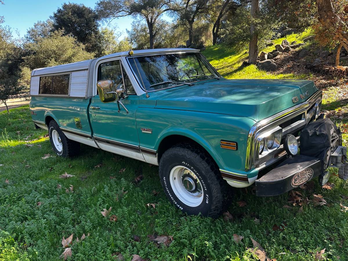 Gmc-sierra-grande-1972-green-8