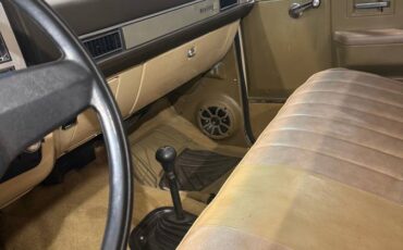 Gmc-sierra-k3500-1985-brown-14