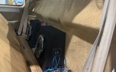 Gmc-sierra-k3500-1985-brown-4