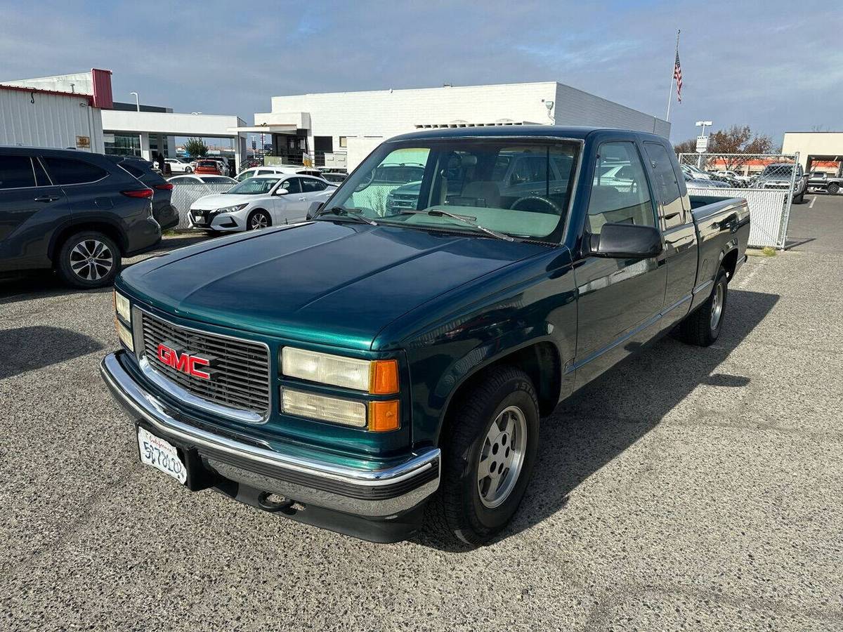 Gmc-sierra-obs-1995-green-19