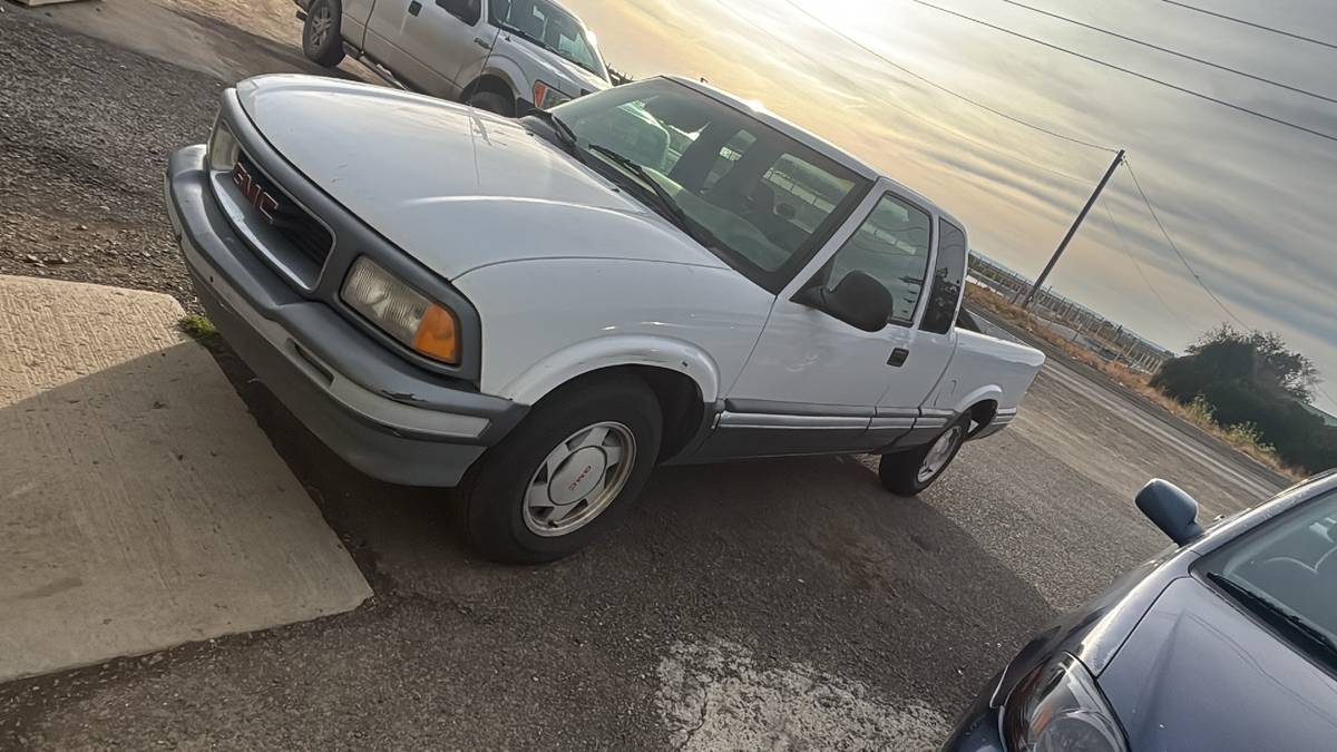 Gmc-sonoma-1996-1