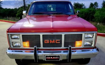 Gmc-square-body-sierra-classic-1985-red-10