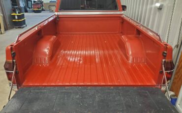 Gmc-square-body-sierra-classic-1985-red-13