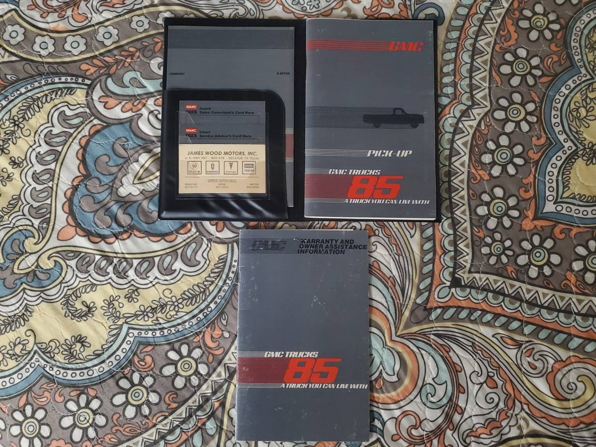 Gmc-square-body-sierra-classic-1985-red-20