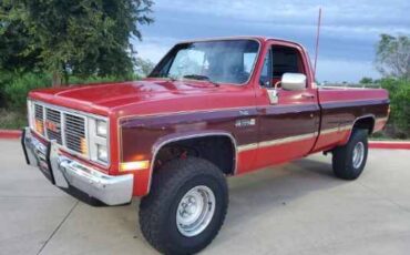 Gmc-square-body-sierra-classic-1985-red-7