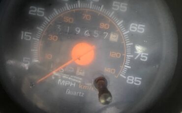 Gmc-suburban-1500-1990-silver-1