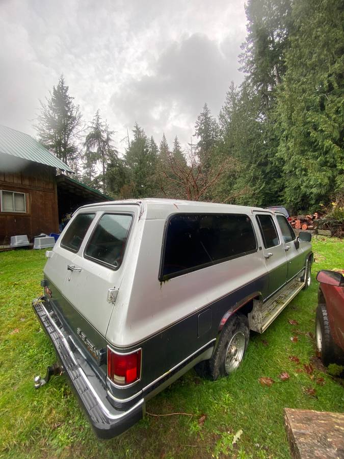 Gmc-suburban-1500-1990-silver-5