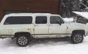 Gmc-suburban-1500-diesel-1990-white-2
