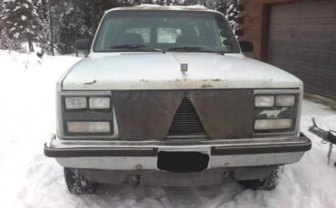 Gmc-suburban-1500-diesel-1990-white
