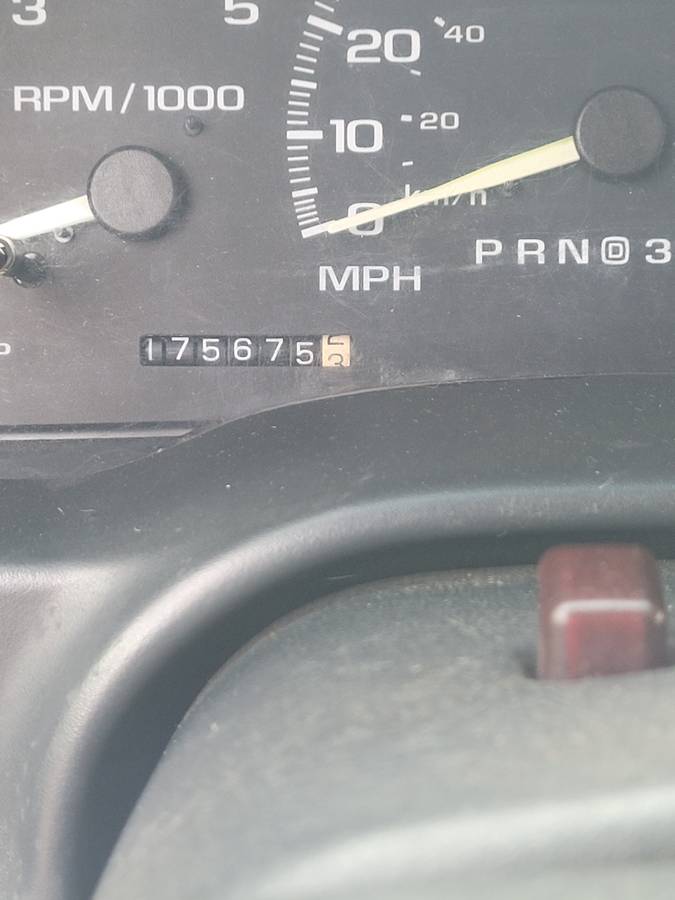 Gmc-suburban-1995-green-12