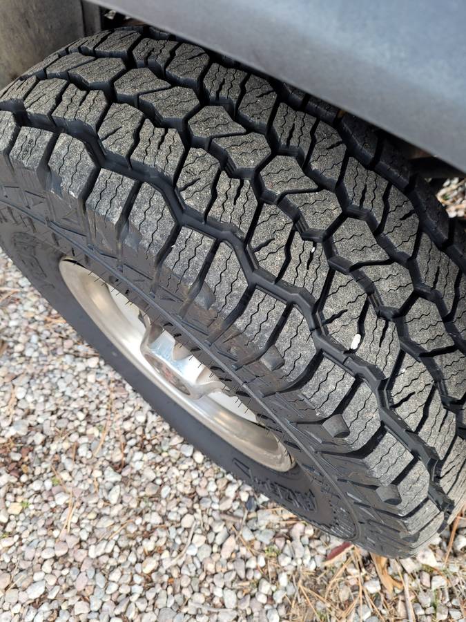 Gmc-suburban-1995-green-16