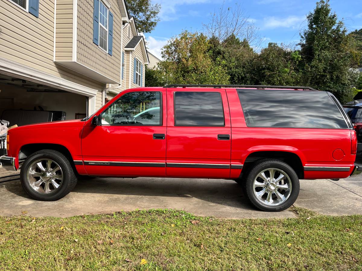 Gmc-suburban-2500-7.4l-slt-1995-red-1