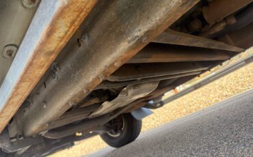 Gmc-suburban-34-ton-nominal-1993-19