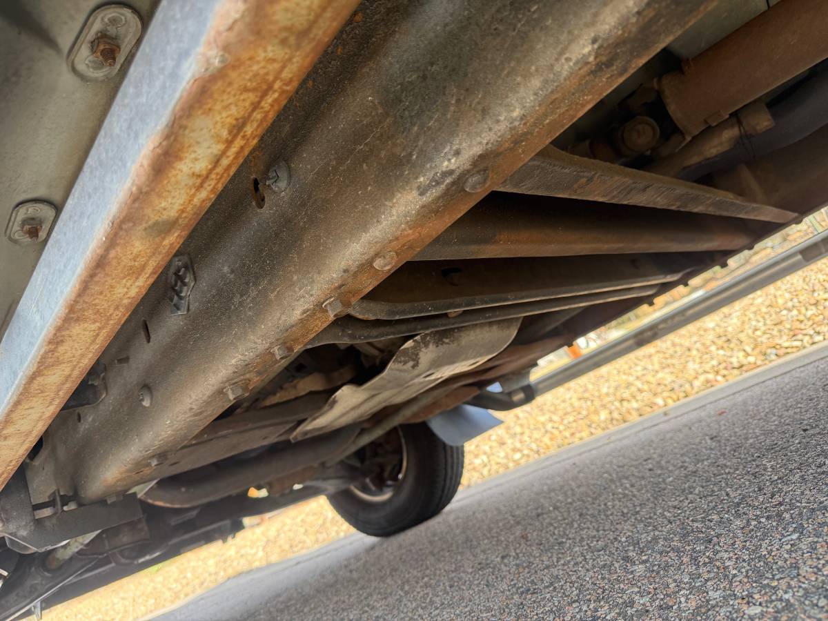 Gmc-suburban-34-ton-nominal-1993-19