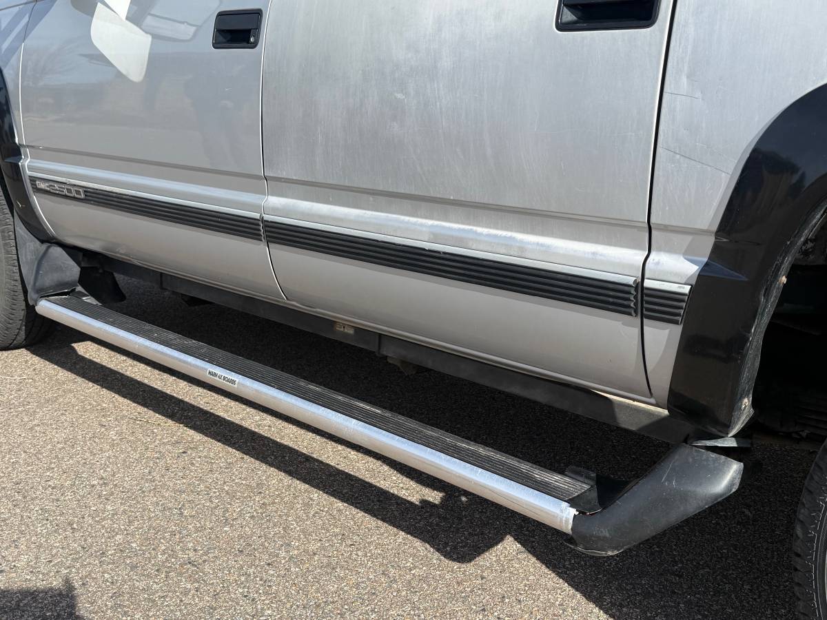 Gmc-suburban-34-ton-nominal-1993-21