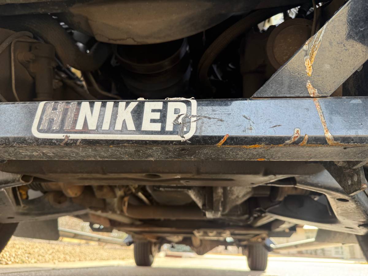 Gmc-suburban-34-ton-nominal-1993-55