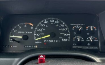 Gmc-suburban-34-ton-nominal-1995-11