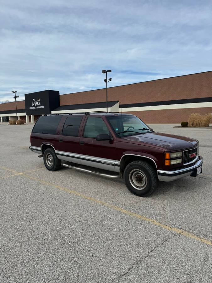 Gmc-suburban-34-ton-nominal-1995-16