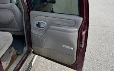 Gmc-suburban-34-ton-nominal-1995-19