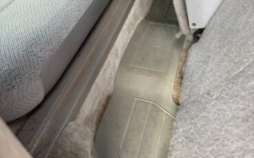 Gmc-suburban-34-ton-nominal-1995-21