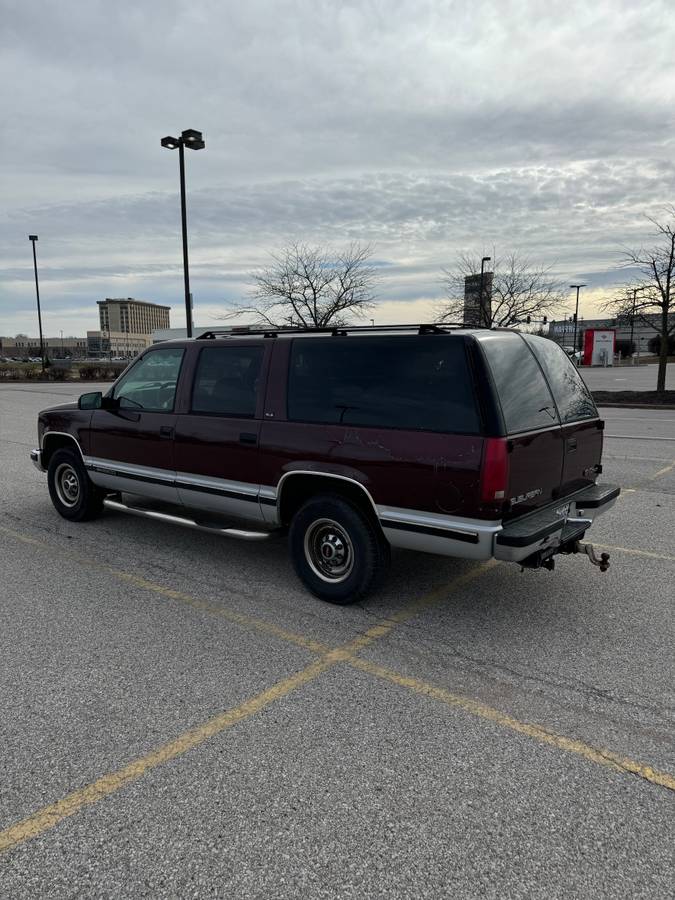 Gmc-suburban-34-ton-nominal-1995-3