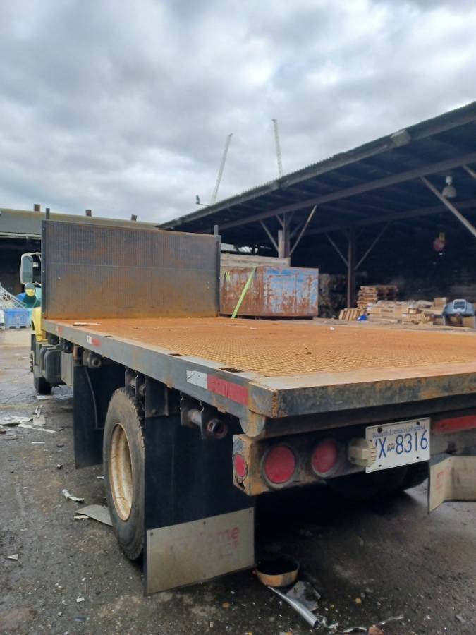 Gmc-topkick-1996-yellow-3