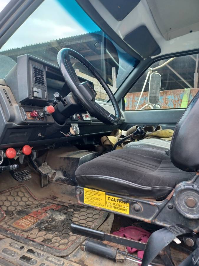 Gmc-topkick-1996-yellow-5