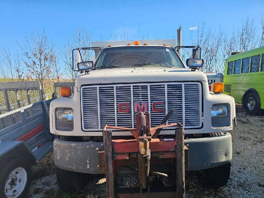 Gmc-topkick-diesel-1992-white-3