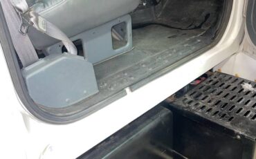 Gmc-topkick-diesel-1995-white-13