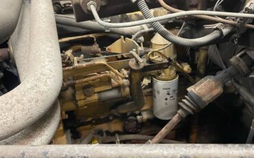 Gmc-topkick-diesel-1995-white-4