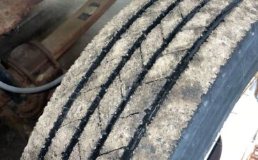 Gmc-topkick-diesel-1995-white-5