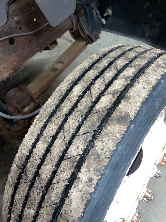 Gmc-topkick-diesel-1995-white-5