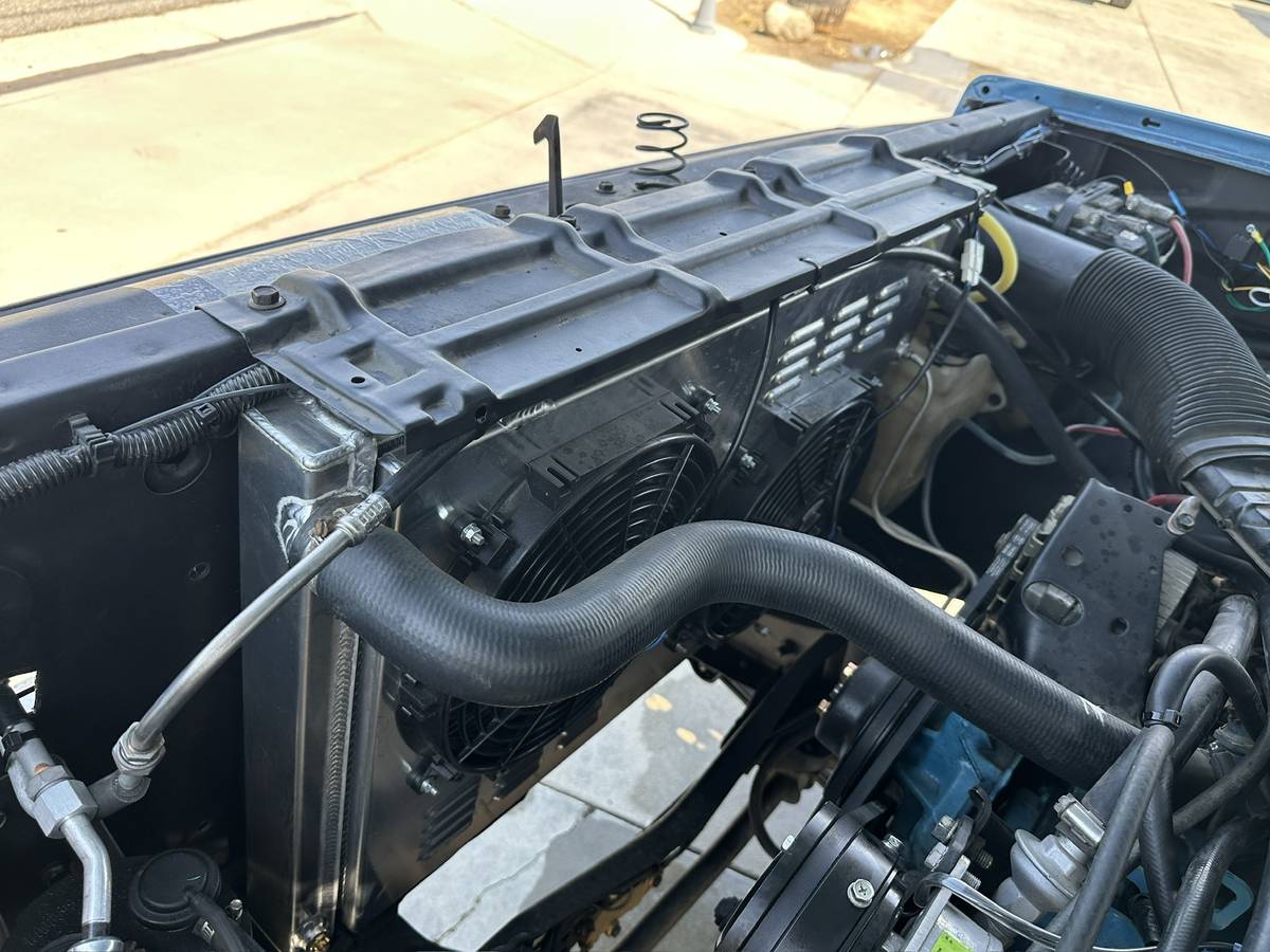 Gmc-truck-1979-blue-2