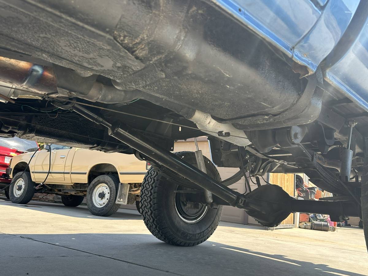 Gmc-truck-1979-blue-4