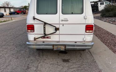 Gmc-vandura-2500-1993-white-5