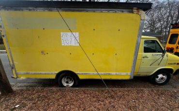 Gmc-vandura-3500-1987-yellow-5