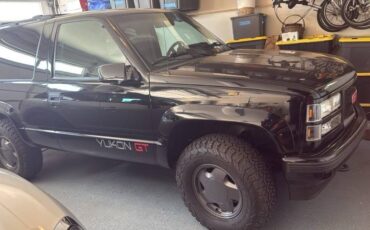 Gmc-yukon-gt-1994-black