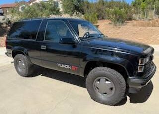 Gmc-yukon-gt-1994-black-4