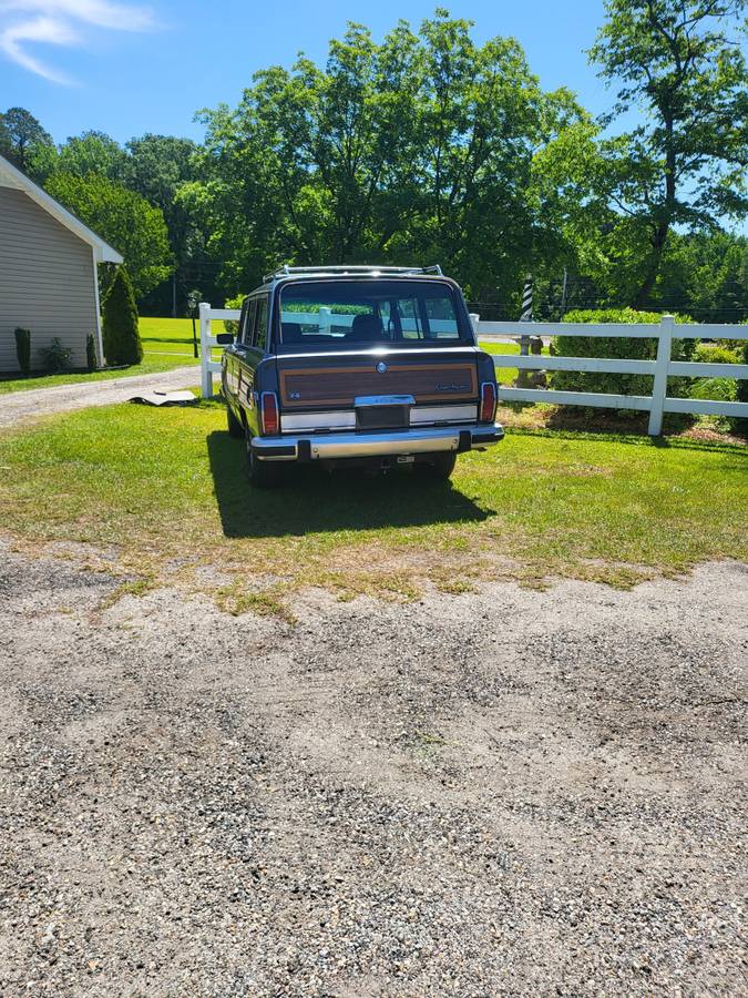 Grand-wagoneer-1988-grey-1