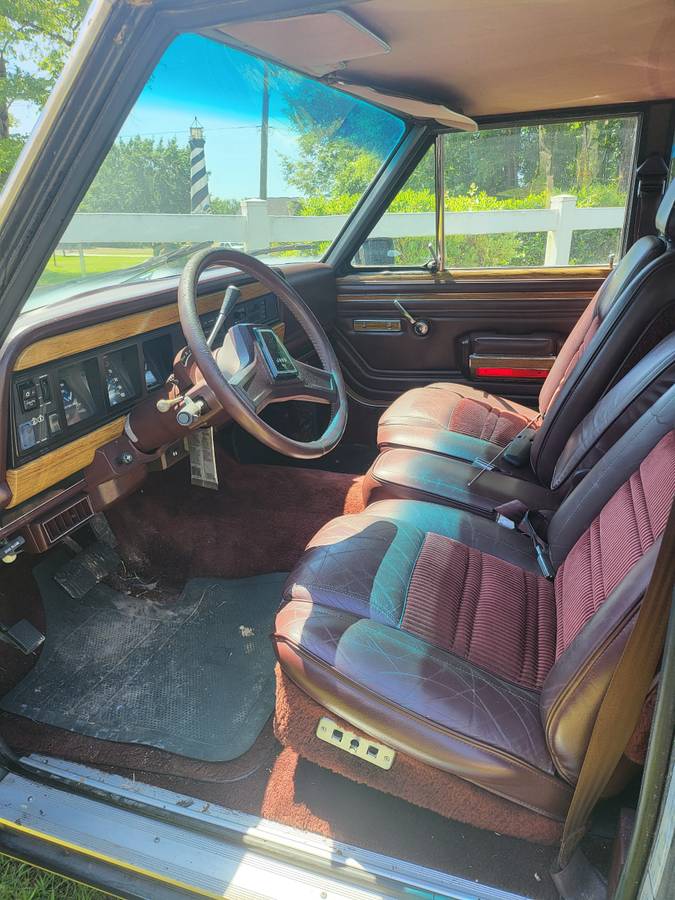 Grand-wagoneer-1988-grey-3