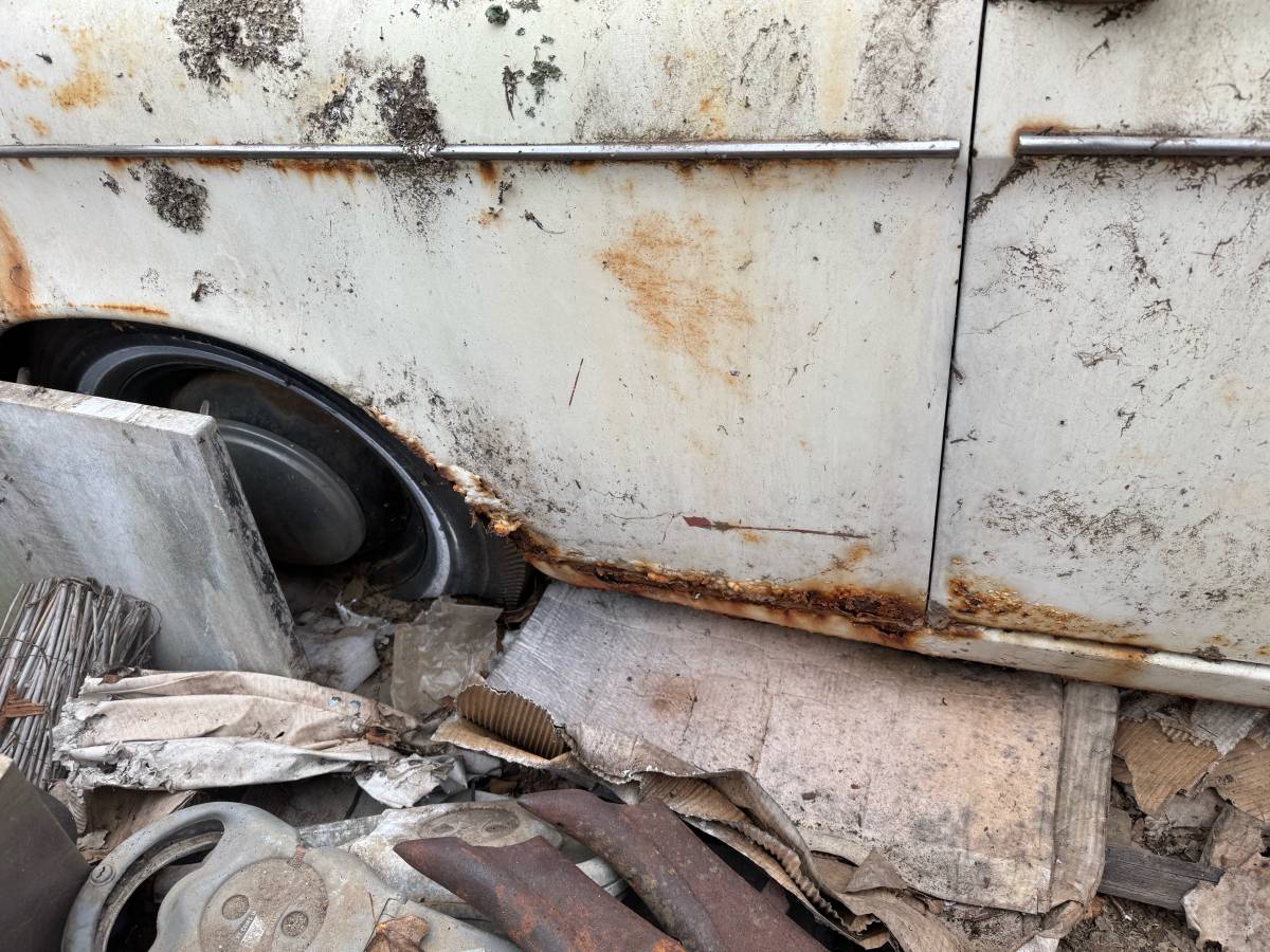 Hillman-1958-white-4