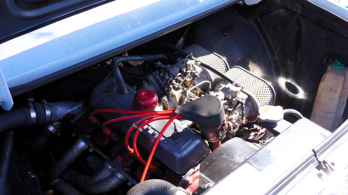 Hino-contessa-1967-white-1