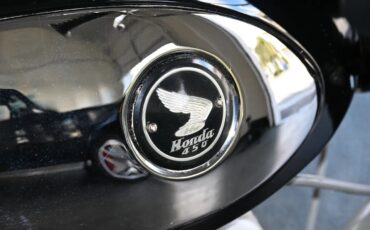 Honda-Cb-1966-Black-Black-18