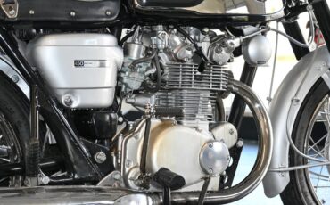 Honda-Cb-1966-Black-Black-6