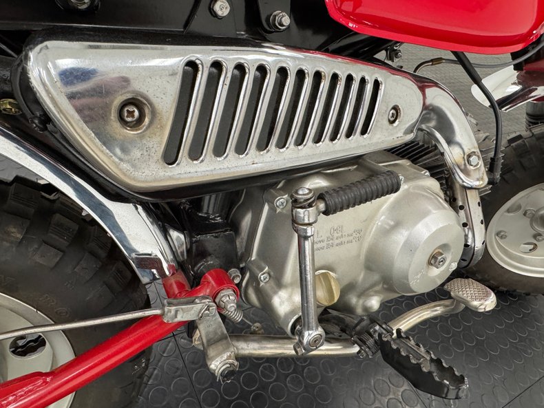 Honda-Other-1973-Candy-Ruby-Red-Black-12