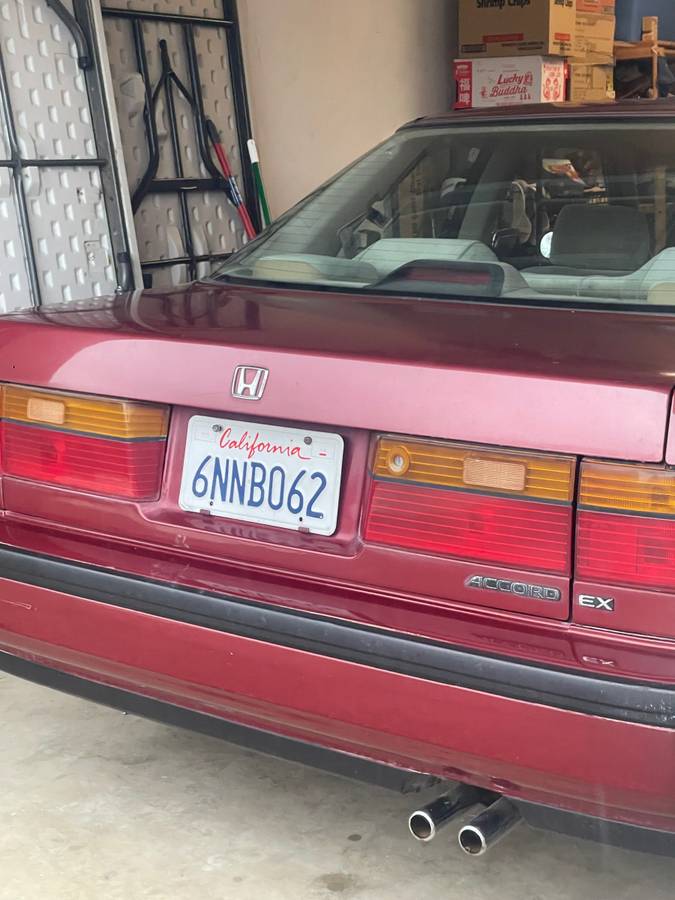 Honda-accord-1990-3