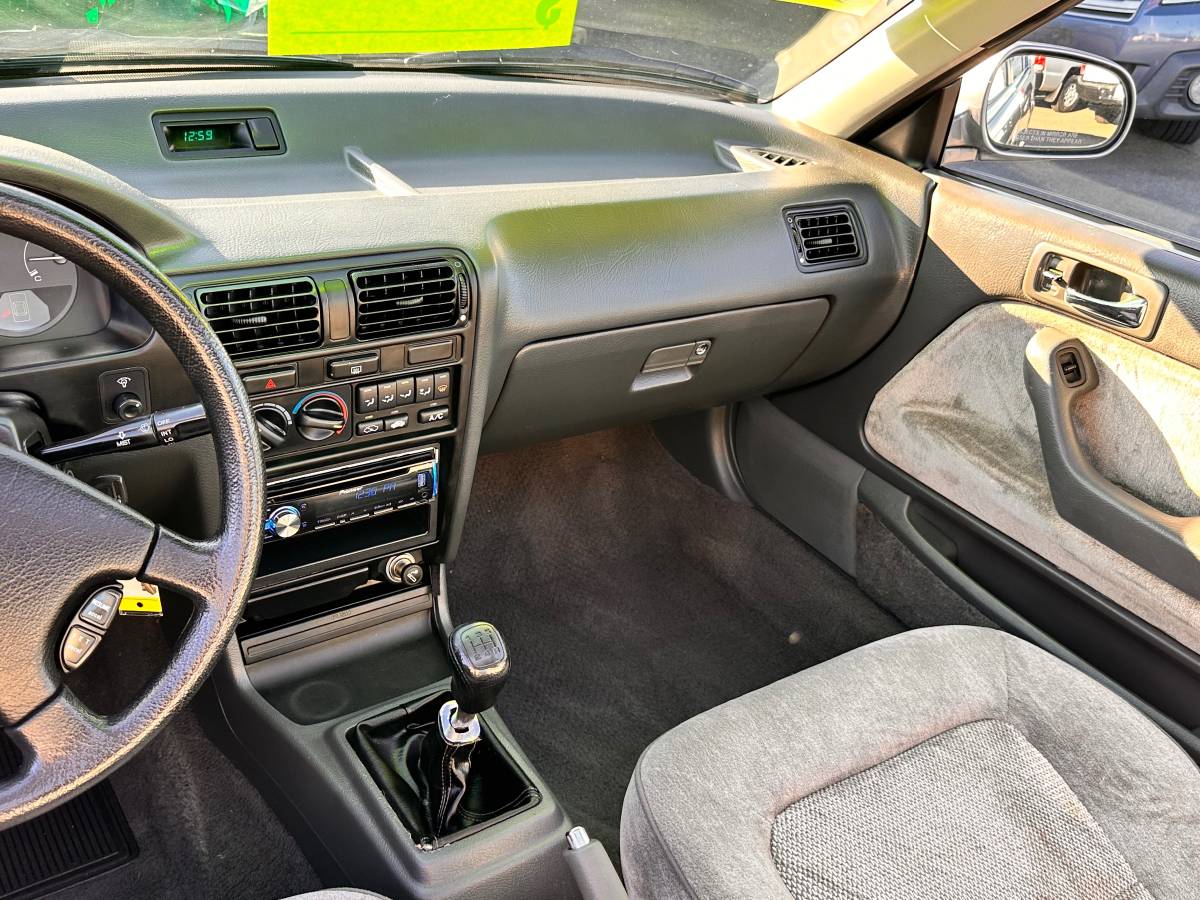 Honda-accord-1990-brown-12